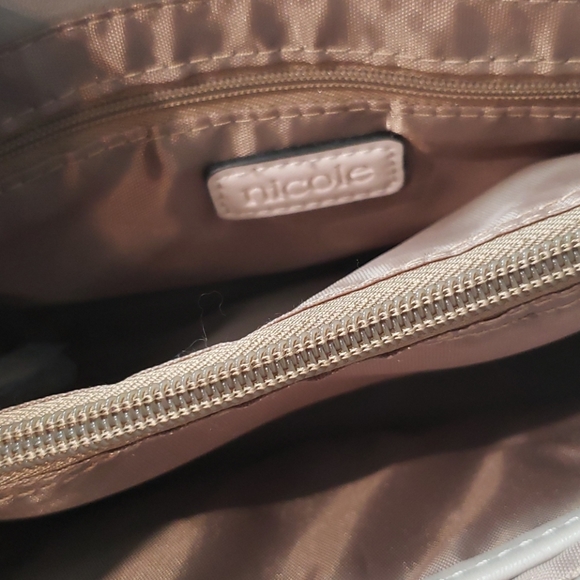 Nicole Purse - Picture 5 of 5